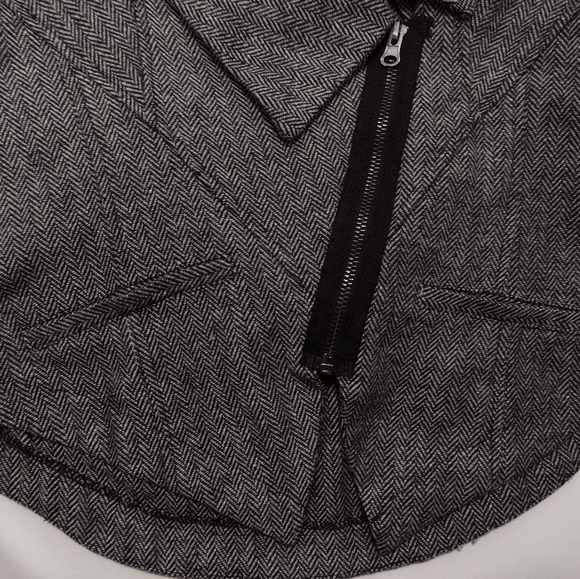 Large Short Sleeve Blazer Gray & Black Herringbone - Picture 6 of 8
